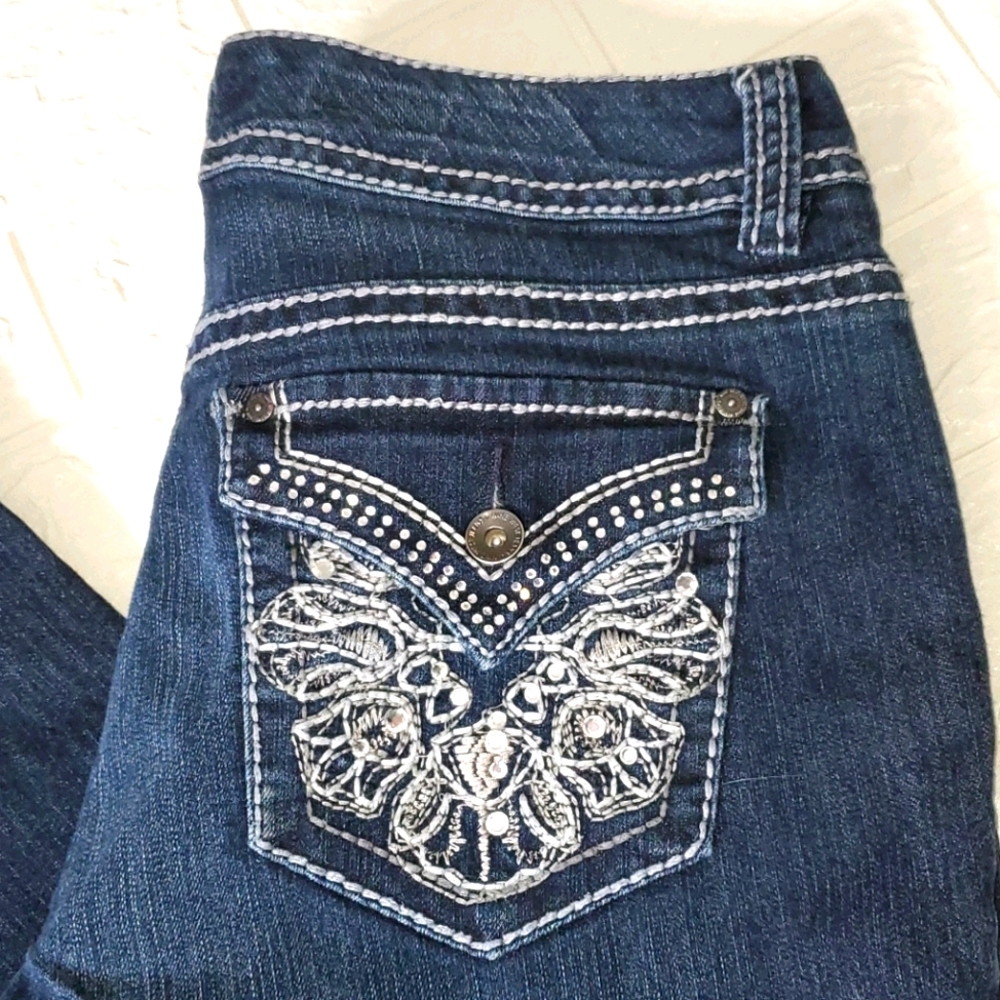 Nine West Annette Date Night Cropped Jeans Rhinestone Embroidered 10 NWOT